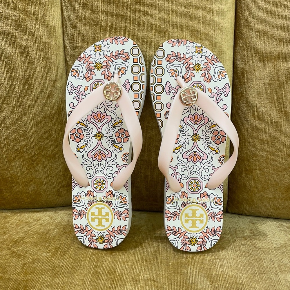 Tory Burch Flip Flops size 5